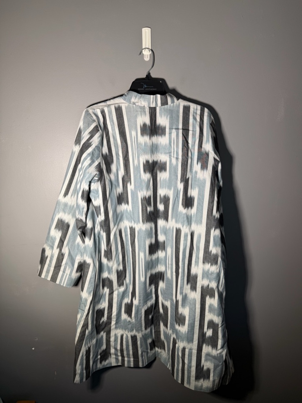 Novica Ikat-Patterned Blue and Black Cotton Oversized Coat Size Small - Picture 3 of 5